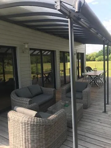 Domaine Papillon Villa *